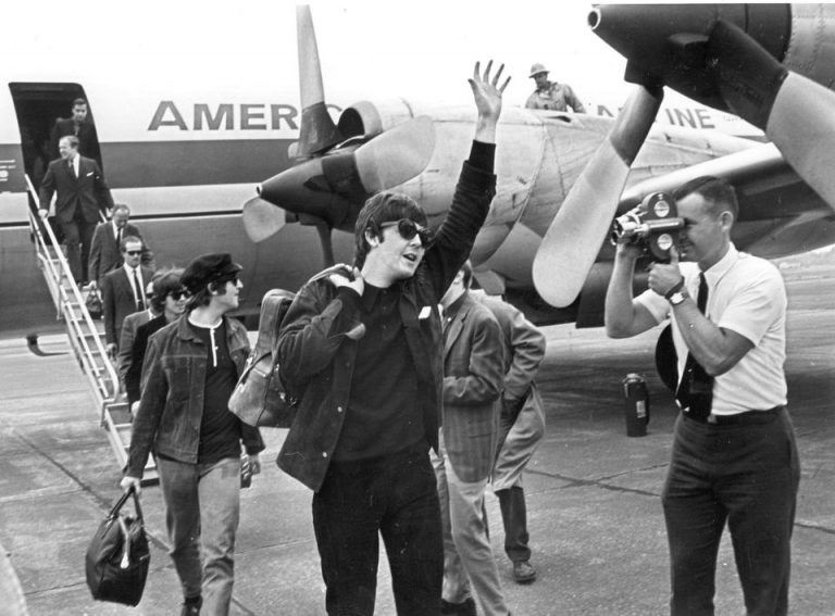 The Beatles concert at Memorial Coliseum in Portland on Aug 22, 1965 (3 ...